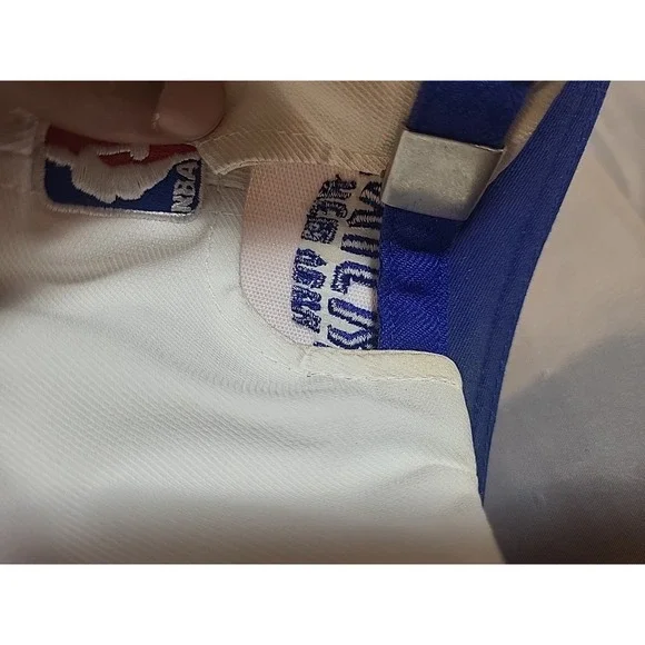 Adidas New York Knicks NBA Strapback Hat. - Picture 12 of 12